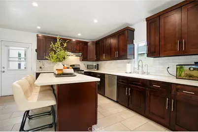998 Bella Vista Avenue, Pasadena, CA 91107 - Photo 3