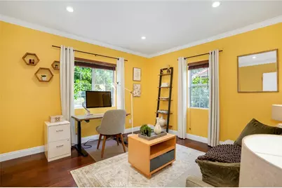 998 Bella Vista Avenue, Pasadena, CA 91107 - Photo 13