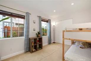 998 Bella Vista Ave, Pasadena, CA 91107 - Photo 11