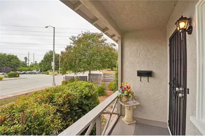 3227 E Del Mar Boulevard, Pasadena, CA 91107 - Photo 3