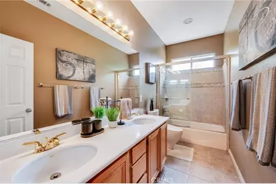 6137 Ridgemont, La Verne, CA 91750 - Photo 25