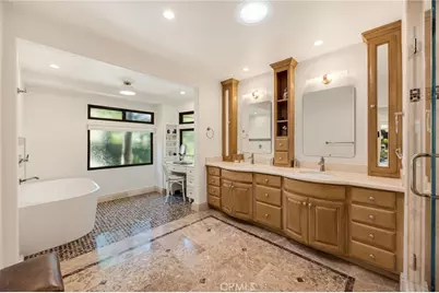 3854 Hampstead Road, La Canada Flintridge, CA 91011 - Photo 23