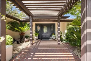 3854 Hampstead Rd, La Canada Flintridge, CA 91011 - Photo 3