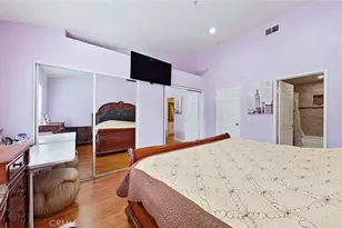 18347 Saticoy St, Reseda, CA 91335 - Photo 17
