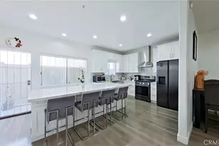 18347 Saticoy St, Reseda, CA 91335 - Photo 3