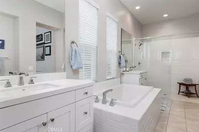 18728 Seville Way, Canyon Country, CA 91387 - Photo 21