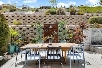 18728 Seville Way, Canyon Country, CA 91387 - Photo 33
