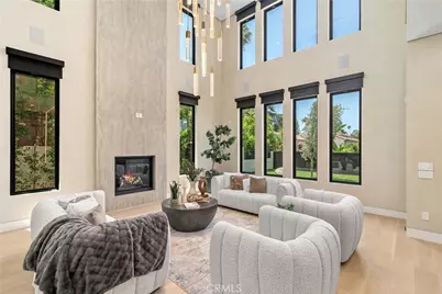 4528 Matilija Avenue, Sherman Oaks, CA 91423 - Photo 9