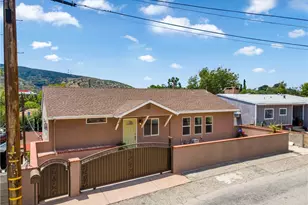 8926 Oswego St, Sunland, CA 91040 - Photo 43