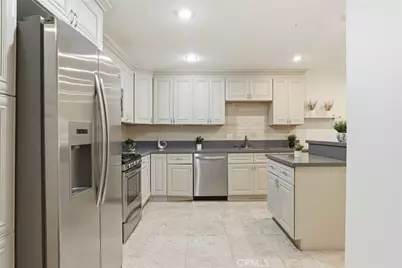 4189 Vineland Avenue #111, Studio City, CA 91602 - Photo 7