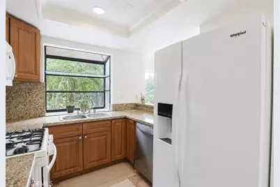1230 S Barranca Avenue #F, Glendora, CA 91740 - Photo 5