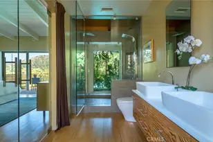 2770 Mira Vista Dr, Glendale, CA 91208 - Photo 33