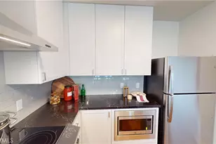 1878 E Walnut St, Pasadena, CA 91107 - Photo 5