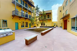 1878 E Walnut St, Pasadena, CA 91107 - Photo 17