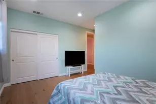 885 E Manresa, Azusa, CA 91702 - Photo 17
