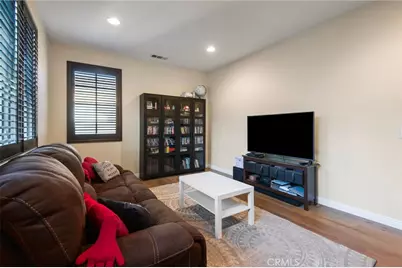 885 E Manresa, Azusa, CA 91702 - Photo 39