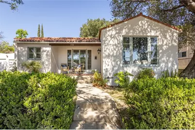730 N Hill Avenue, Pasadena, CA 91104 - Photo 1