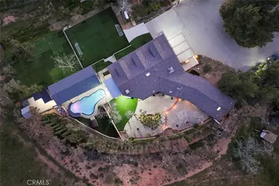 9557 Hierba, Agua Dulce, CA 91390 - Photo 3