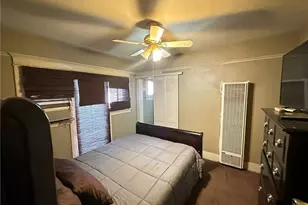 339 W 76th, Los Angeles, CA 90003 - Photo 13
