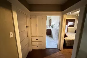 339 W 76th, Los Angeles, CA 90003 - Photo 17