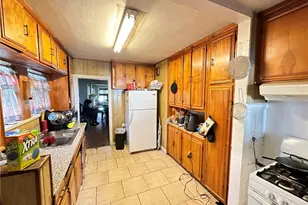 339 W 76th, Los Angeles, CA 90003 - Photo 9