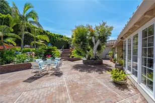 8361 Calle Del Cielo, La Jolla, CA 92037 - Photo 13