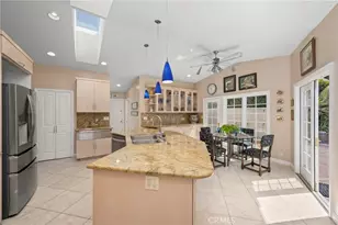 8361 Calle Del Cielo, La Jolla, CA 92037 - Photo 17