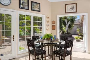 8361 Calle Del Cielo, La Jolla, CA 92037 - Photo 19
