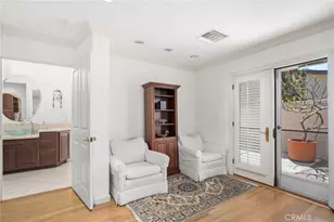8361 Calle Del Cielo, La Jolla, CA 92037 - Photo 25