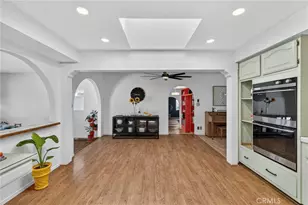 17061 Parthenia St, Sherwood Forest, CA 91325 - Photo 11
