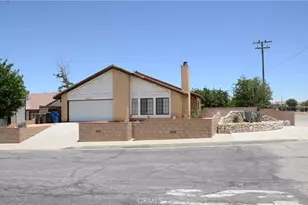 43600 Santa Rosa Cir, Lancaster, CA 93535 - Photo 5