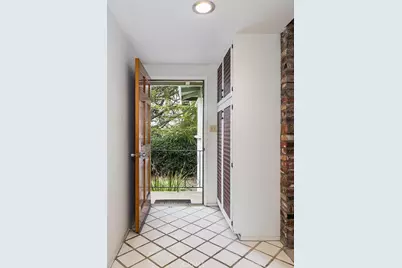 2325 Caracas Street, La Crescenta, CA 91214 - Photo 5