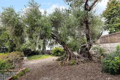 2325 Caracas Street, La Crescenta, CA 91214 - Photo 29