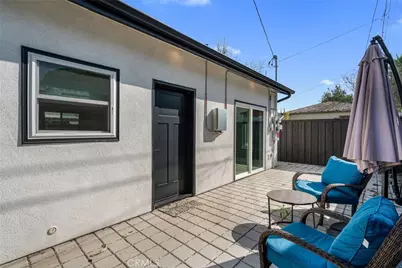 22434 Berdon St, Woodland Hills, CA 91367 - Photo 35