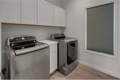 22434 Berdon St, Woodland Hills, CA 91367 - Photo 31