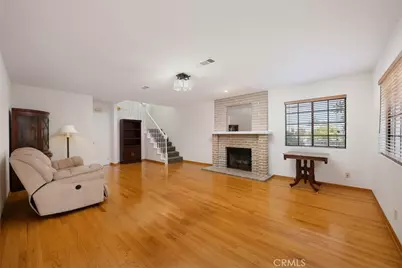 81 W Montecito Avenue, Sierra Madre, CA 91024 - Photo 5