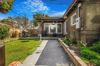 6855 Butler Ave, Long Beach, CA 90805 - Photo 29