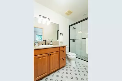 1404 Corona Drive, Glendale, CA 91205 - Photo 23