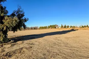10144 Fetters, Mojave, CA 93501 - Photo 17