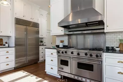570 E Glenarm Street, Pasadena, CA 91106 - Photo 17