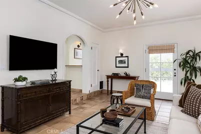 570 E Glenarm Street, Pasadena, CA 91106 - Photo 9