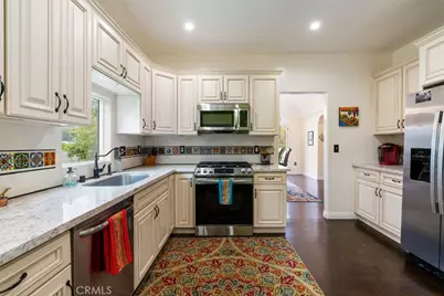 2037 Holly Hill, Los Angeles, CA 90068 - Photo 21