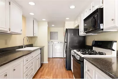 2112 Hawthorne Court, San Bernardino, CA 92404 - Photo 11