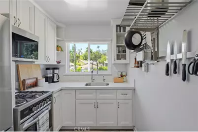 229 E Washington, Pasadena, CA 91104 - Photo 25