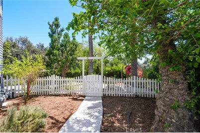 229 E Washington, Pasadena, CA 91104 - Photo 5