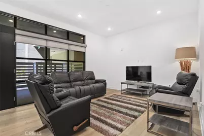 178 S Euclid Avenue #106, Pasadena, CA 91101 - Photo 1