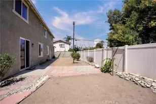 903 W Gladstone St, Azusa, CA 91702 - Photo 35