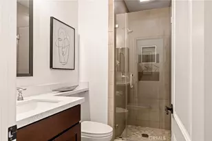 308 N Oak Ave, Pasadena, CA 91107 - Photo 21
