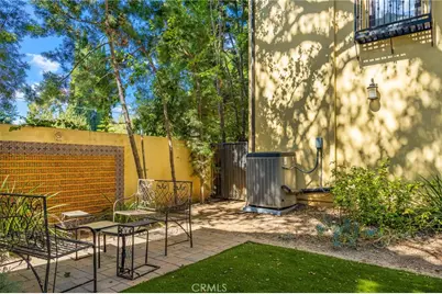 308 N Oak Avenue, Pasadena, CA 91107 - Photo 45