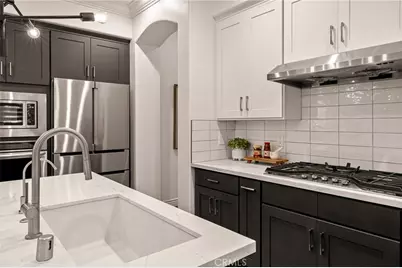 308 N Oak Avenue, Pasadena, CA 91107 - Photo 9